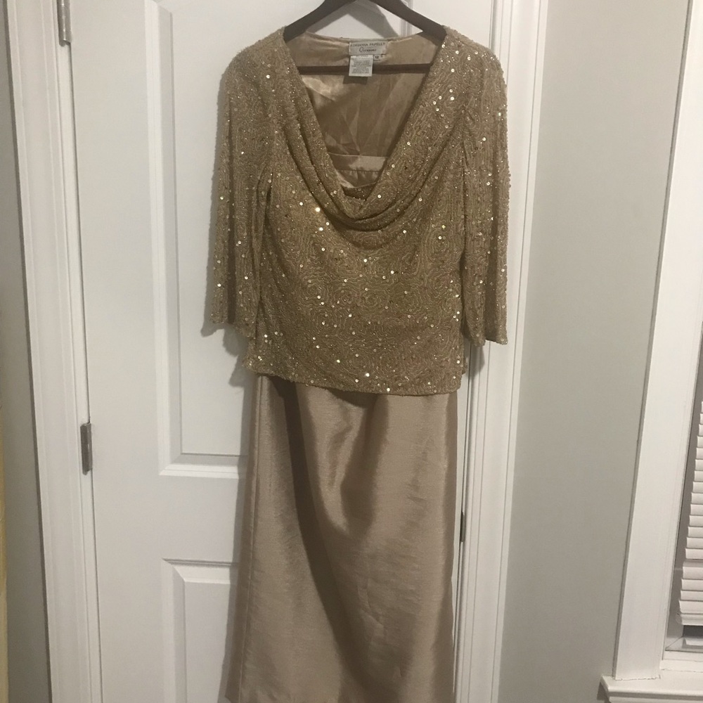 2 piece gold top and long lined skirt w/back slit